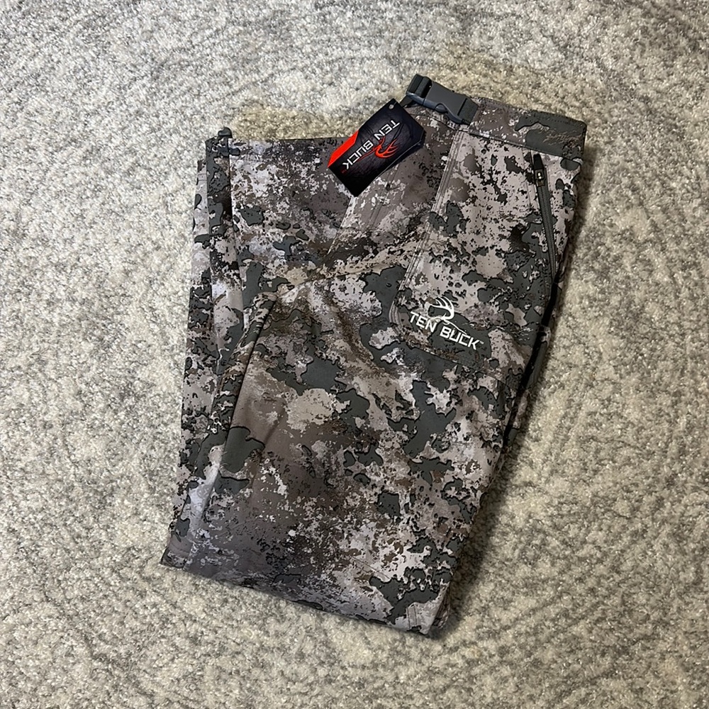 Men’s ten buck camo pants